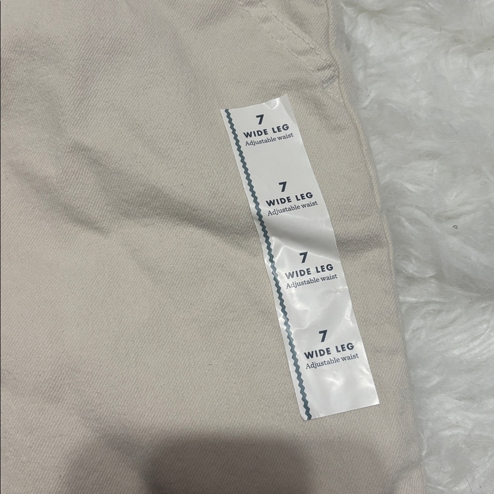 NWT Cat & Jack Beige Wide Leg Mid Rise Adjustable Waist Denim Pants Kids 7 - Picture 4 of 9